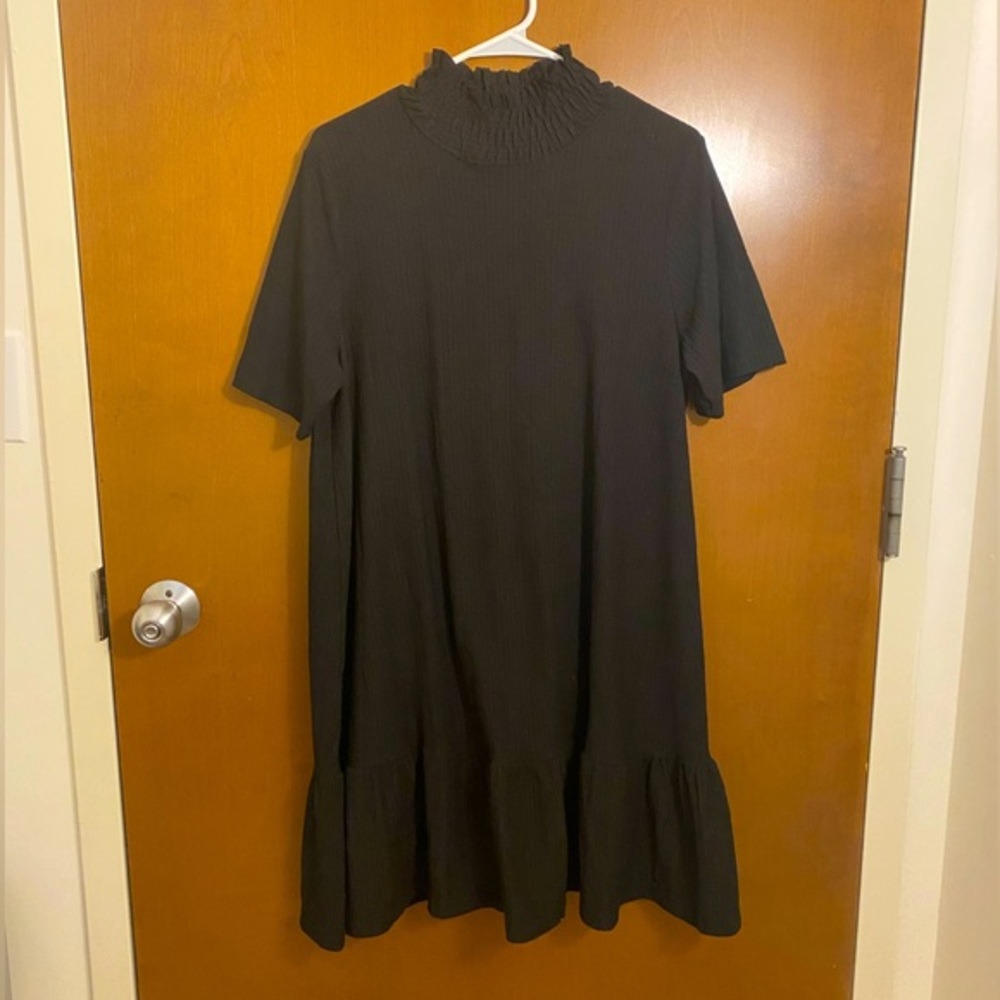 Zara black flow-y midi length short sleeve dress high neck